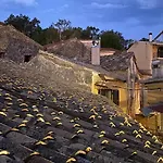 Siora Nina Charming Stone House Near Agios Gordios Casa vacanze *
