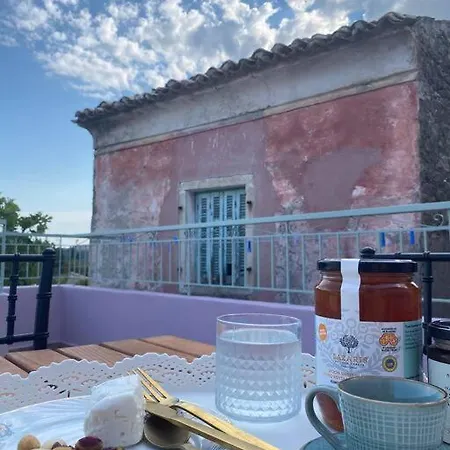 Holiday home Siora Nina Charming Stone House Near Agios Gordios Sinarades