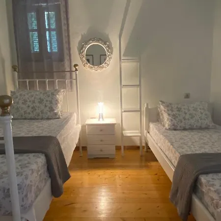 Siora Nina Charming Stone House Near Agios Gordios