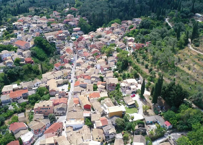 Siora Nina Charming Stone House Near Agios Gordios *